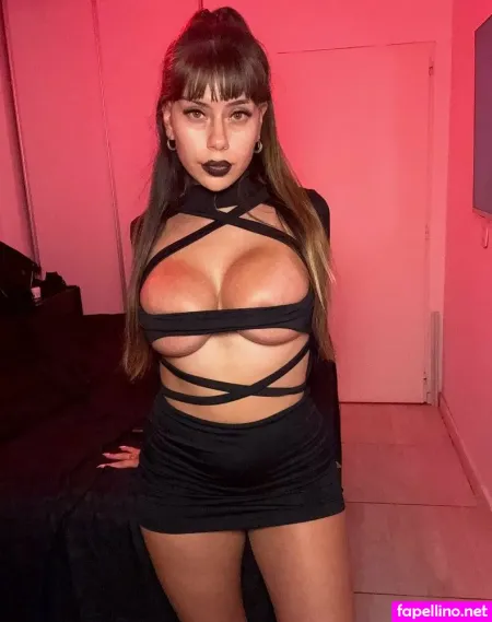 Miraalovee OnlyFans Thumbnail #H2Qx8s4H5S