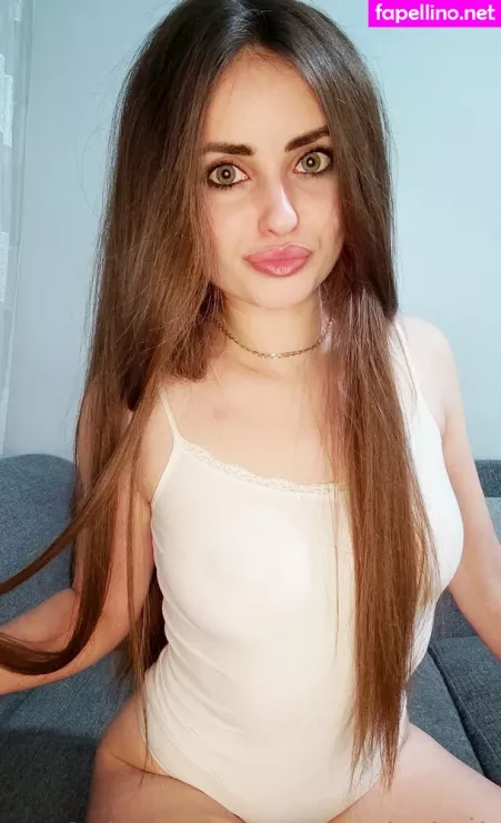 Miracle Leah OnlyFans Thumbnail #dDVT9fcgjI