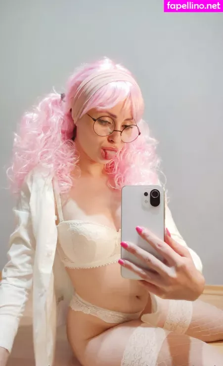 Miracle Leah OnlyFans Thumbnail #fULnodN4yk