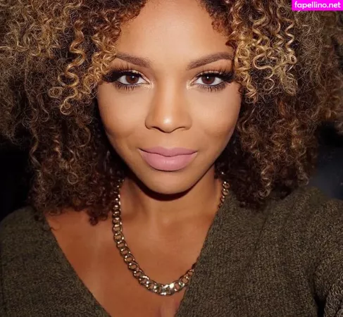 Miracle Watts OnlyFans Thumbnail #oNBGB7GbzN