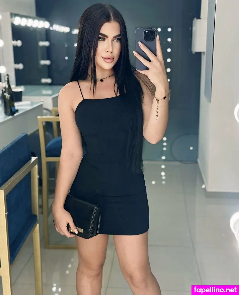 miraclekamila Nude Leaked OnlyFans Photo #3fyxrKrDnY