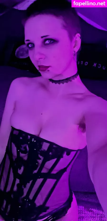 Miramira420 OnlyFans Thumbnail #1yRjbkZGGu