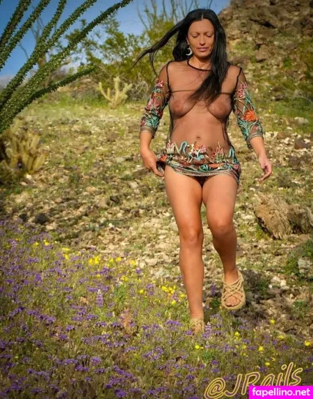 Miramoonflower OnlyFans Thumbnail #Xt7ifOYwIh