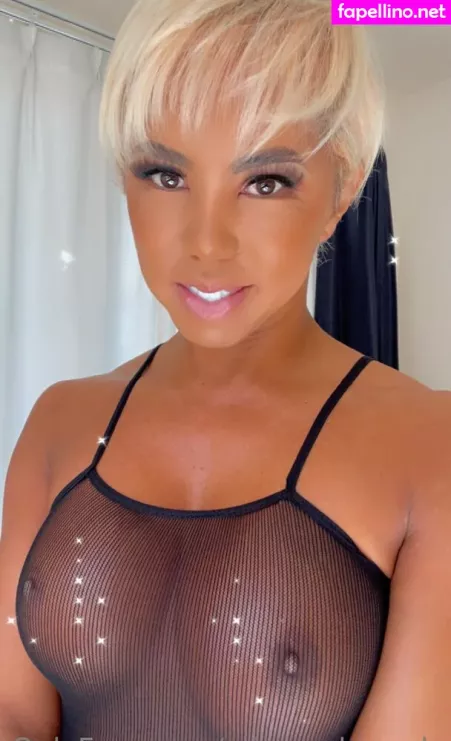 Miran Shemale OnlyFans Thumbnail #WtcXrBPIT7