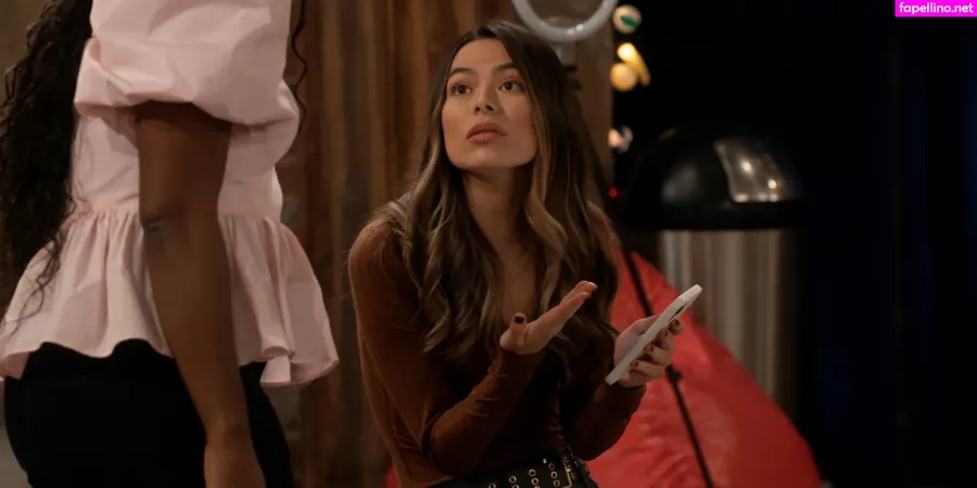 Miranda Cosgrove OnlyFans Thumbnail #5cGF1kZTbN