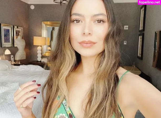 Miranda Cosgrove OnlyFans Thumbnail #5tNrJBXiSs