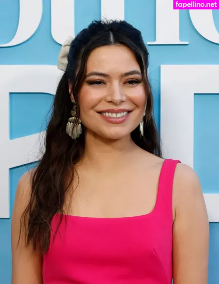 Miranda Cosgrove OnlyFans Thumbnail #8DTO9Tni9J