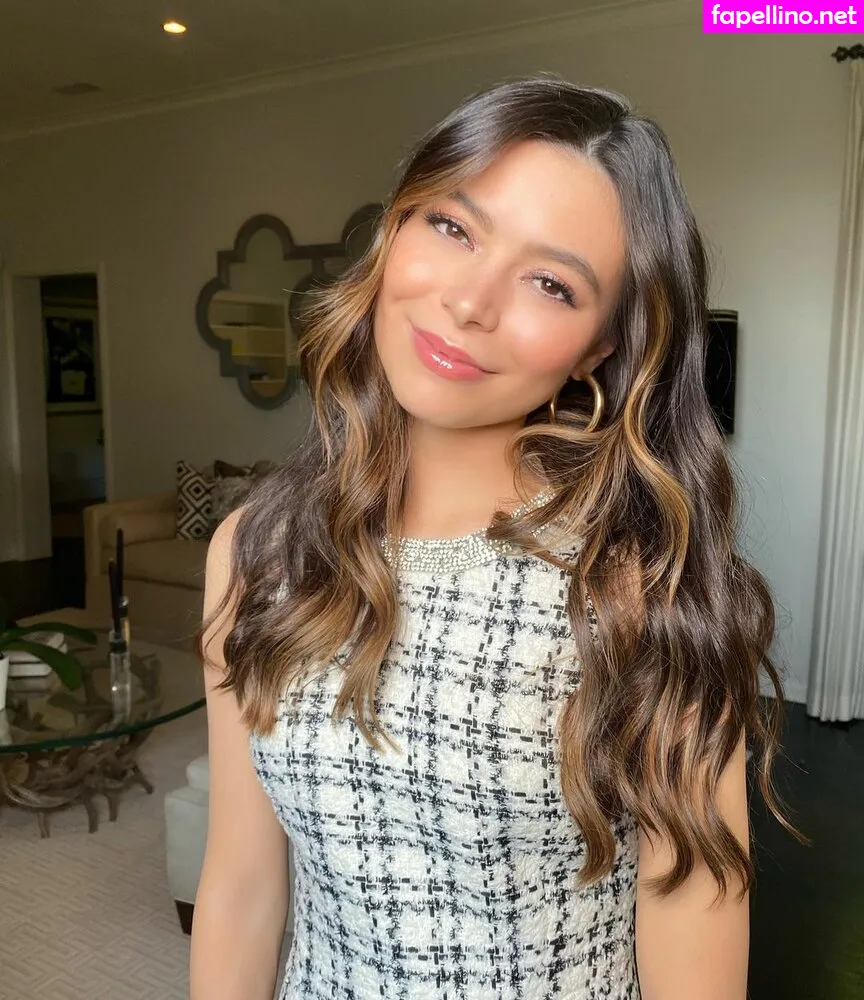 MirandaCosgrove, onlyfanssz Nude Leaked OnlyFans Photo #8Hp9j40dEj