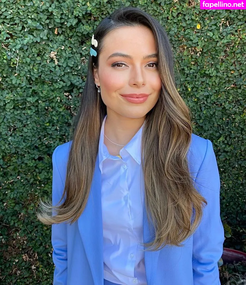 MirandaCosgrove, onlyfanssz Nude Leaked OnlyFans Photo #96LpX879WX