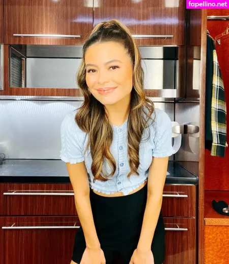 Miranda Cosgrove OnlyFans Thumbnail #I7H4lEScbq