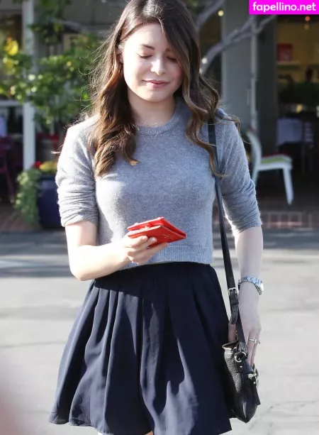 Miranda Cosgrove OnlyFans Thumbnail #IpFTDvV2vC