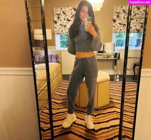 Miranda Cosgrove OnlyFans Thumbnail #KX2zqK07LI