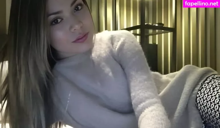 Miranda Cosgrove OnlyFans Thumbnail #LGbEjWF4W5