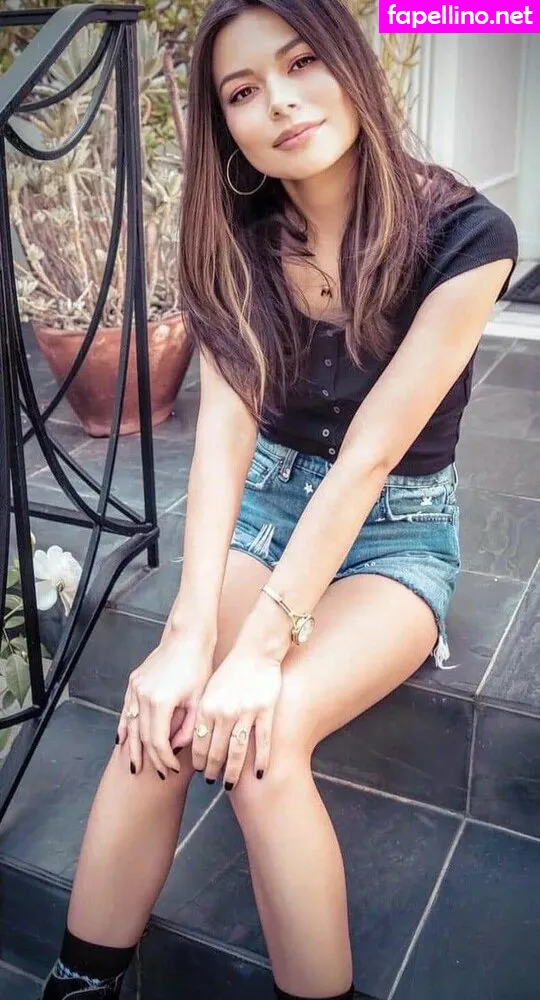 MirandaCosgrove, onlyfanssz Nude Leaked OnlyFans Photo #ObHME0V879