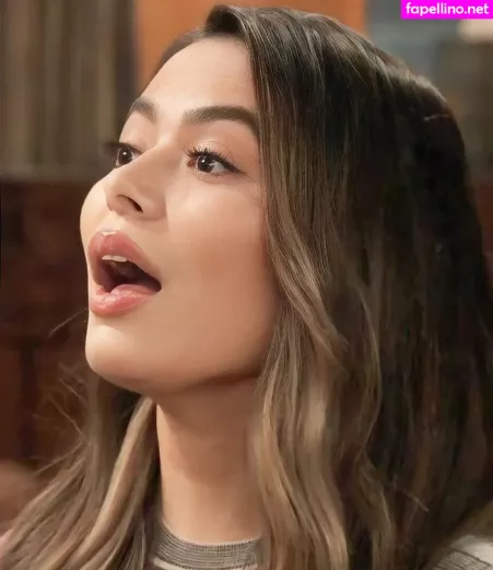 Miranda Cosgrove OnlyFans Thumbnail #VNJOVwHMbw