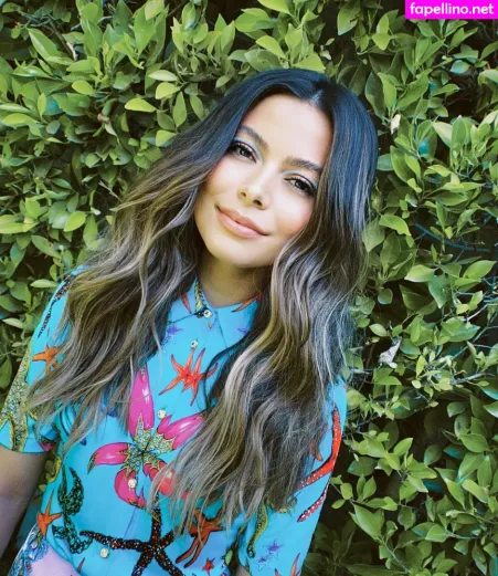 Miranda Cosgrove OnlyFans Thumbnail #YbNW5F2MPR