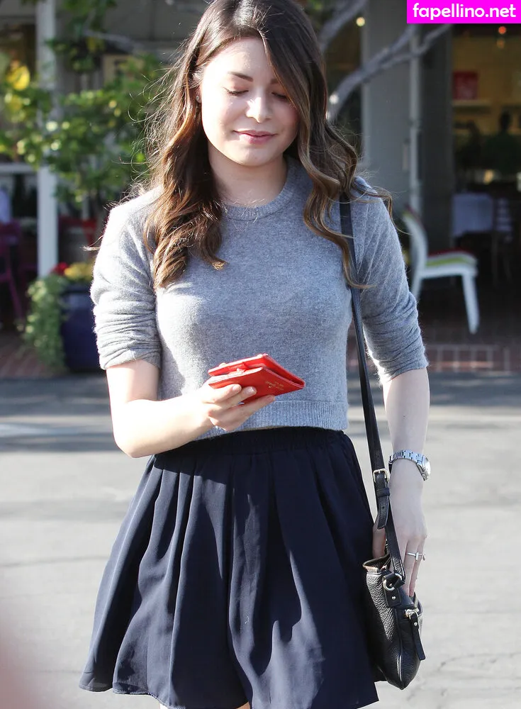 MirandaCosgrove, onlyfanssz Nude Leaked OnlyFans Photo #b9hbK0S8th