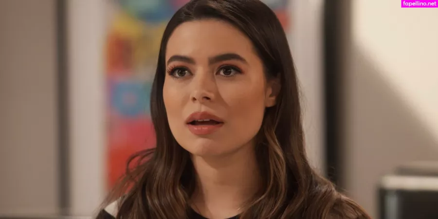 Miranda Cosgrove OnlyFans Thumbnail #c9HReKotyT