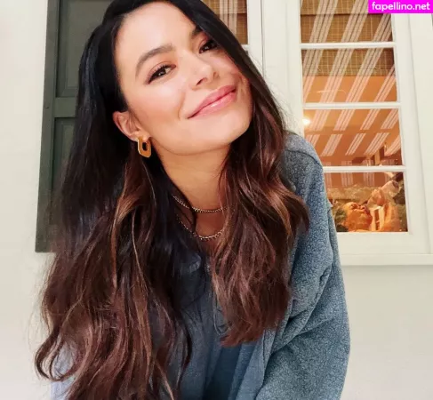 Miranda Cosgrove OnlyFans Thumbnail #fXaRMkLOLl