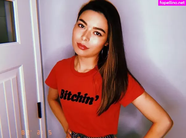 Miranda Cosgrove OnlyFans Thumbnail #gownsXRoZg