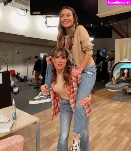 Miranda Cosgrove OnlyFans Thumbnail #lPWakCUVWJ