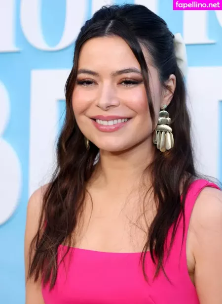 Miranda Cosgrove OnlyFans Thumbnail #m0jm0XKEJ4