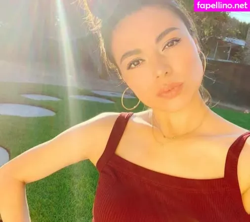 Miranda Cosgrove OnlyFans Thumbnail #oKNMc4wynw