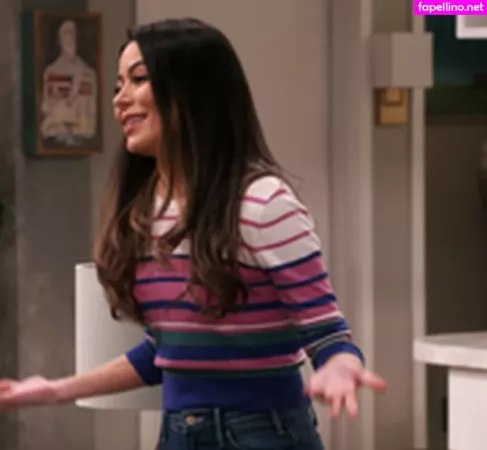 Miranda Cosgrove OnlyFans Thumbnail #p5Zk6ijGuO