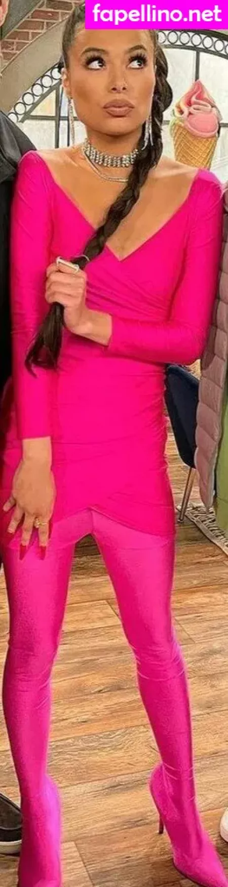 Miranda Cosgrove OnlyFans Thumbnail #wWaOiX1nOj