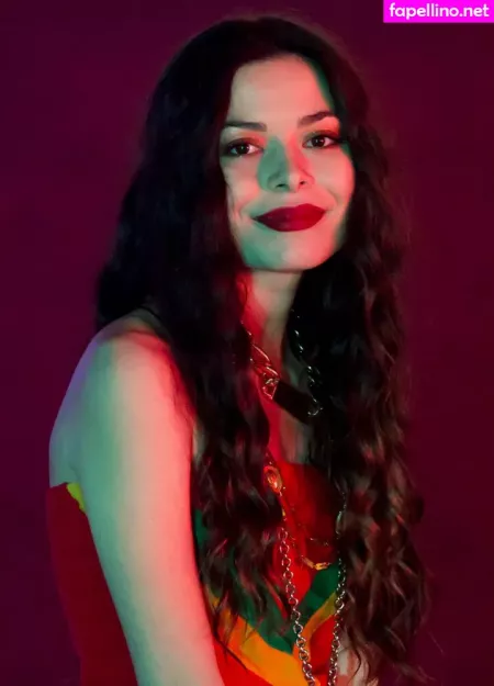 Miranda Cosgrove OnlyFans Thumbnail #yEOcGPZuyB