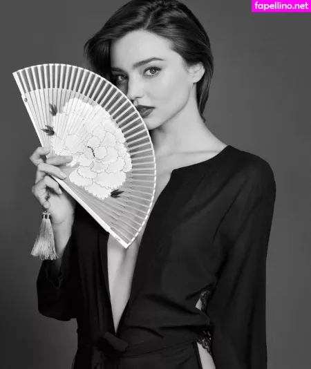 Miranda Kerr OnlyFans Thumbnail #QCp7zcOmbo