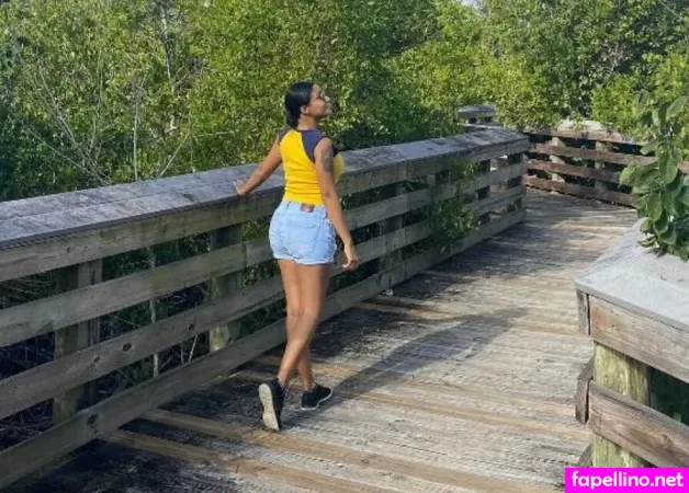 Miranda Know OnlyFans Thumbnail #2oOiChWfAD