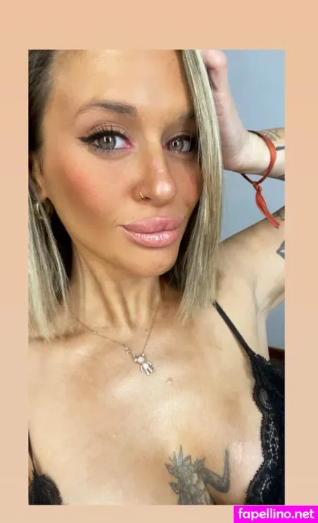 Miranda Leblanc OnlyFans Thumbnail #C2xm0I6lN2