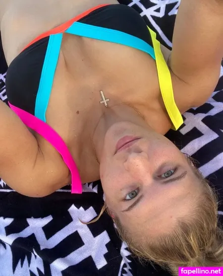 Miranda Maverick OnlyFans Thumbnail #c1pL1INdBN