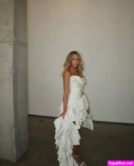 Miranda Mckeon OnlyFans Thumbnail #EfNM1hoQ02