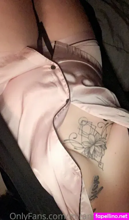 Mirandadee OnlyFans Thumbnail #3LxhijKWxs