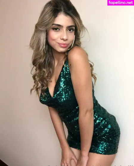 Mirandahalil OnlyFans Thumbnail #SZ2ftL3xvU