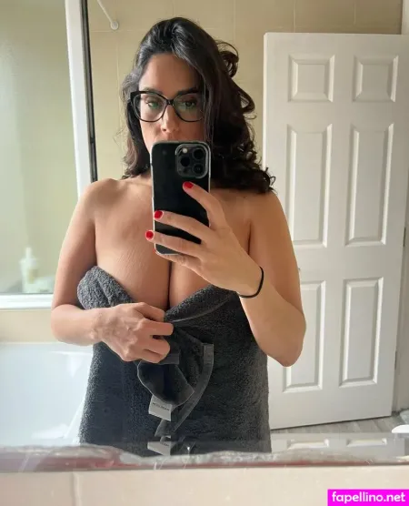 Mirandamaracasfree OnlyFans Thumbnail #VYg4cQz9Pp