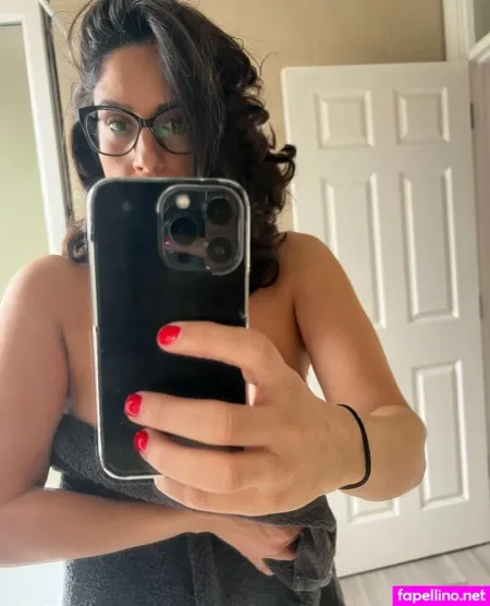 Mirandamaracasfree OnlyFans Thumbnail #fl1xGWW68g