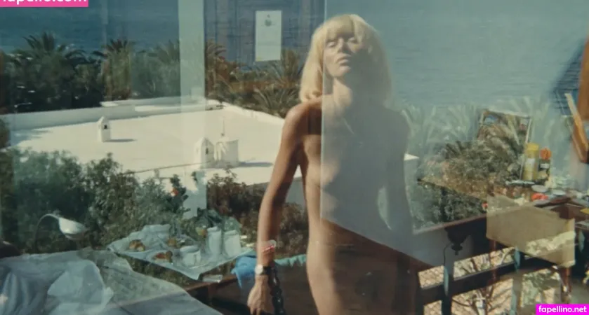 Mireille OnlyFans Thumbnail #XWllU6Zszx