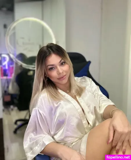 Mirella Boni OnlyFans Thumbnail #mmDpfnXrqX