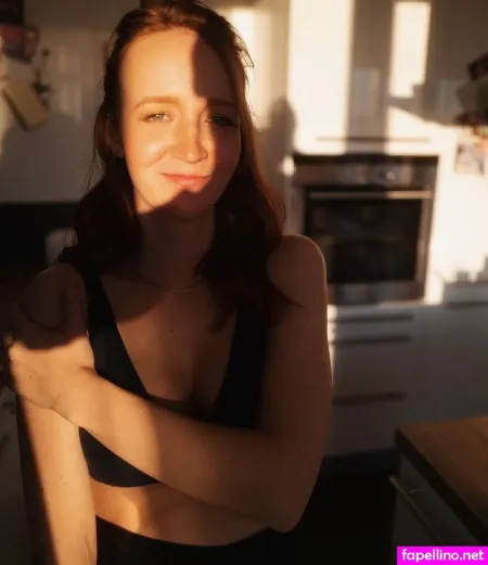 Mirella Precek OnlyFans Thumbnail #41JTZ3EgdU