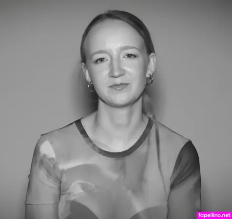 Mirella Precek OnlyFans Thumbnail #vg3XgyQQgo