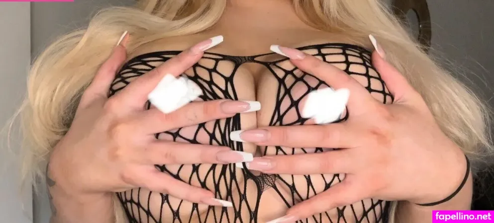 Mirellemiaufree OnlyFans Thumbnail #FcePhvGRqo