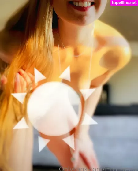 Miri Freely OnlyFans Thumbnail #lpockoLTl9