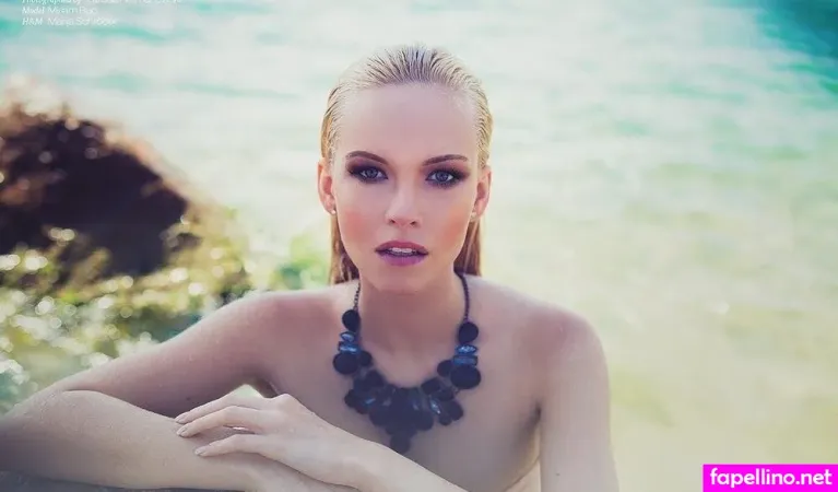 Miriam Buc OnlyFans Thumbnail #bVHi5SmjP5