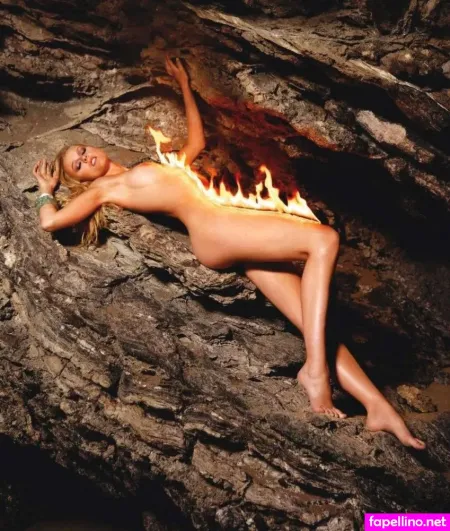 Miriam Holler OnlyFans Thumbnail #jNGmm0Q0nF