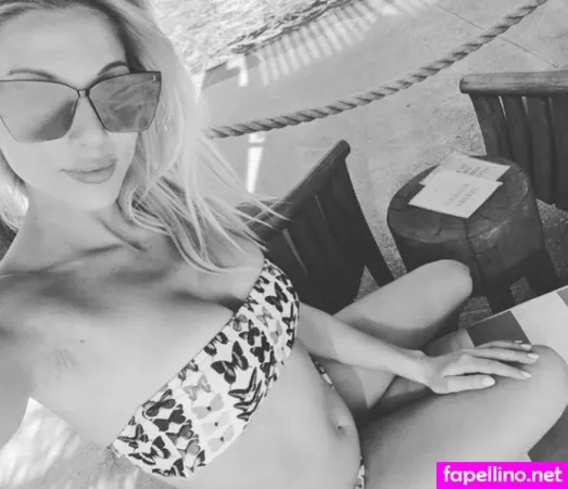 Miriam Mcdonald OnlyFans Thumbnail #XllR0PfSaK