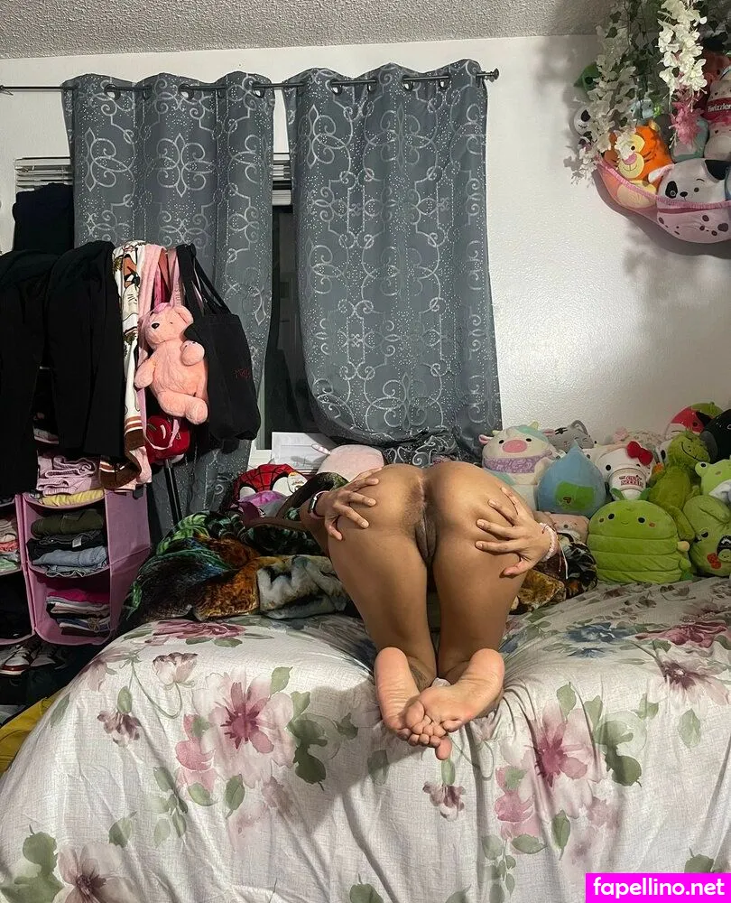 kaarinaam, miriam, miriamaarias Nude Leaked OnlyFans Photo #KkAZiAcjsm