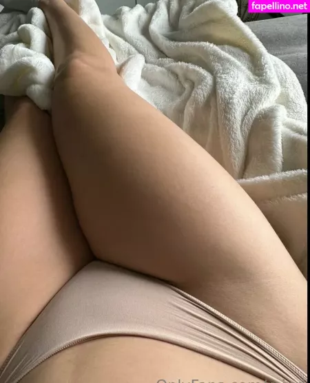 Miriammdv OnlyFans Thumbnail #KnPvKjCMiQ